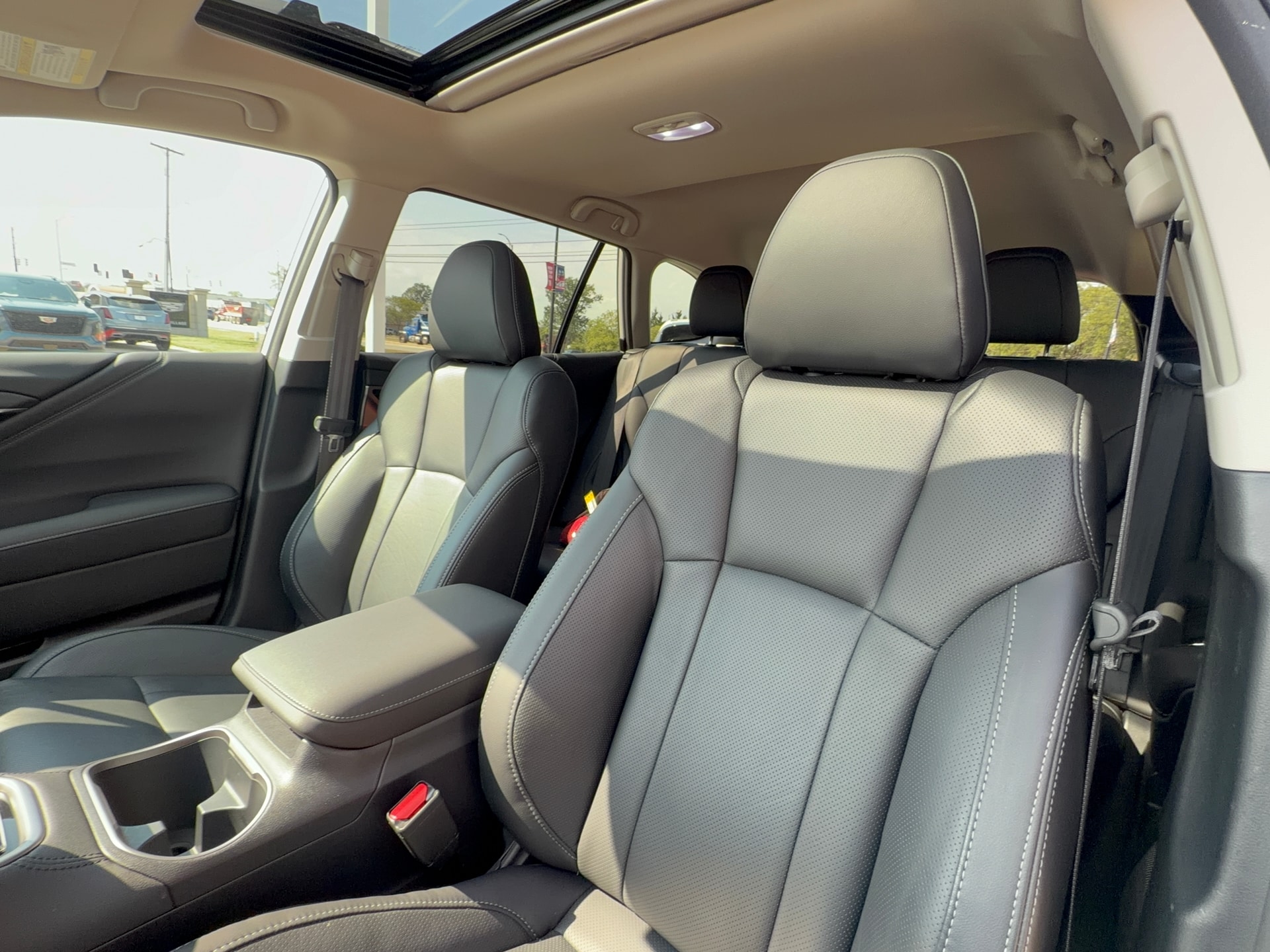 2025 Subaru Outback Touring XT, photo 11 of 12