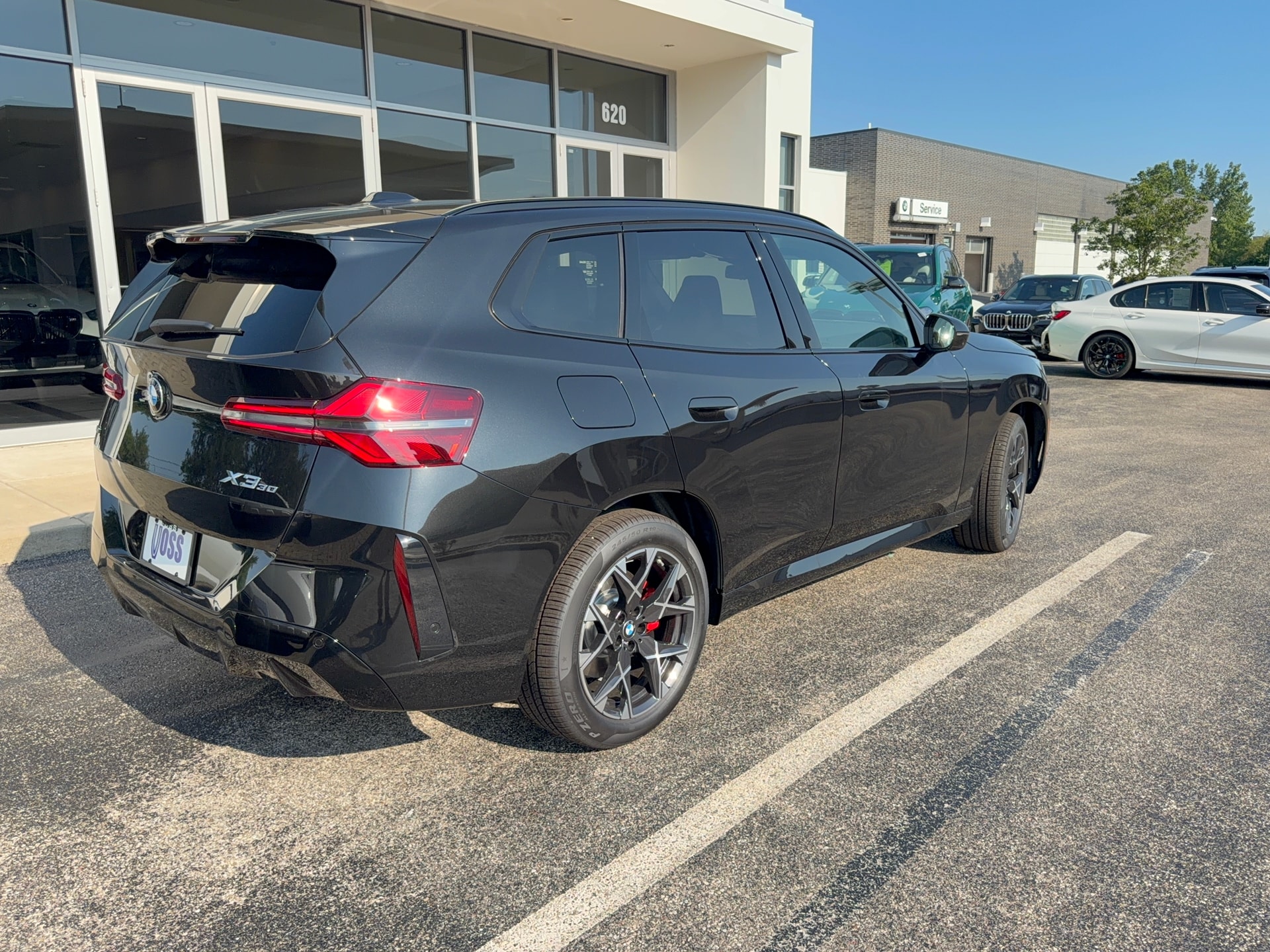 2026 BMW X3 30 xDrive, photo 2 of 12