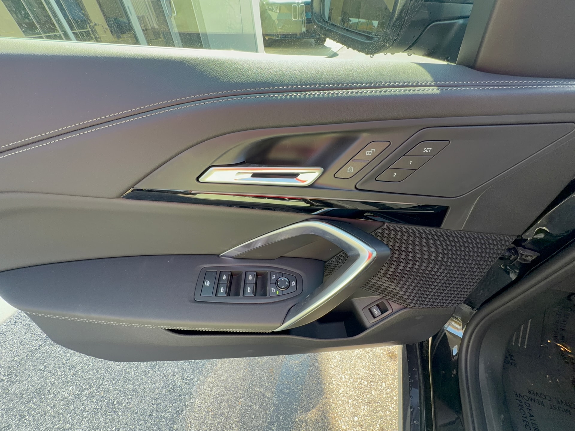 2027 BMW X1 xDrive28i, photo 9 of 12
