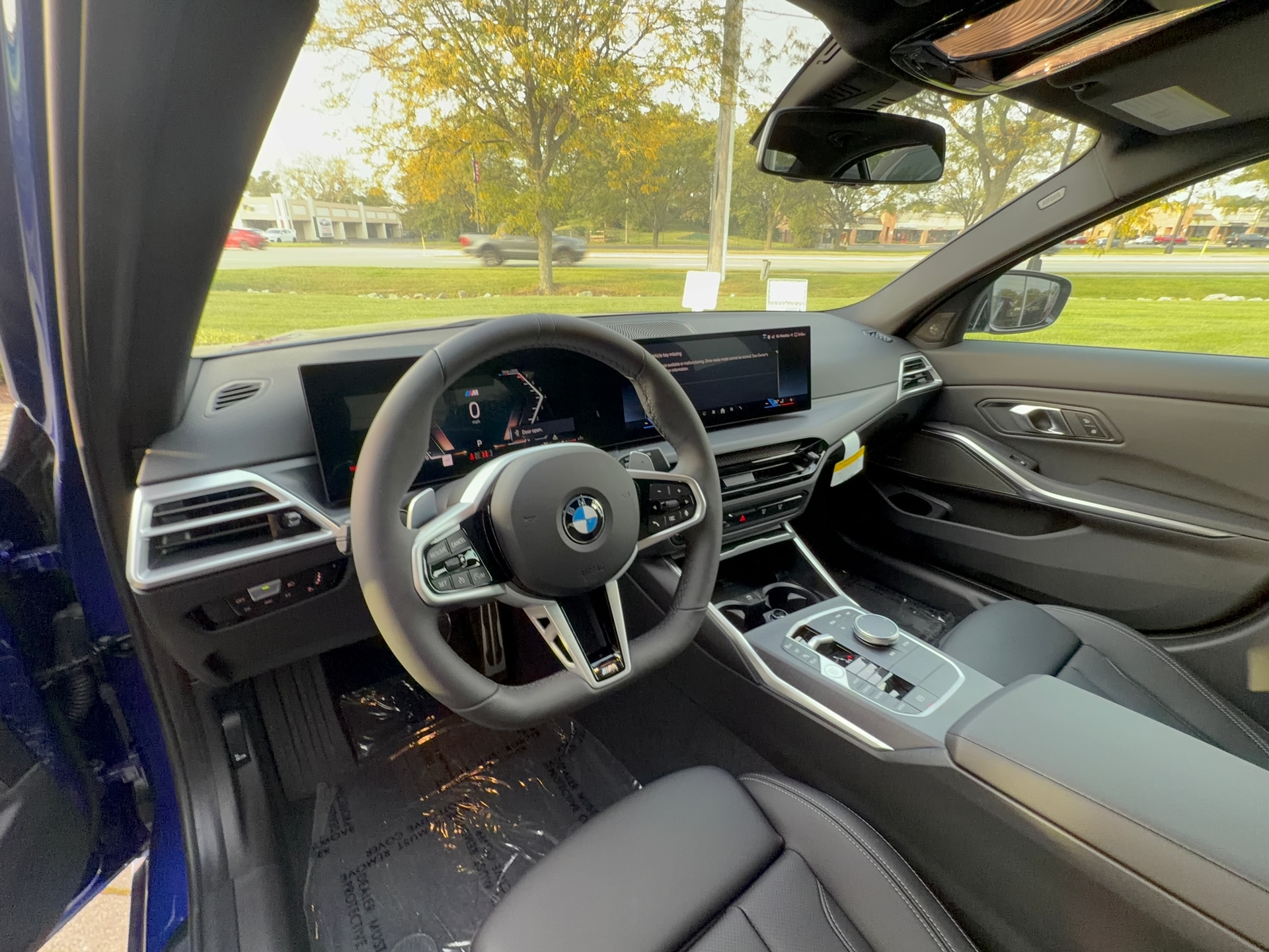2026 BMW 330i NA xDrive xDrive NA, photo 12 of 12