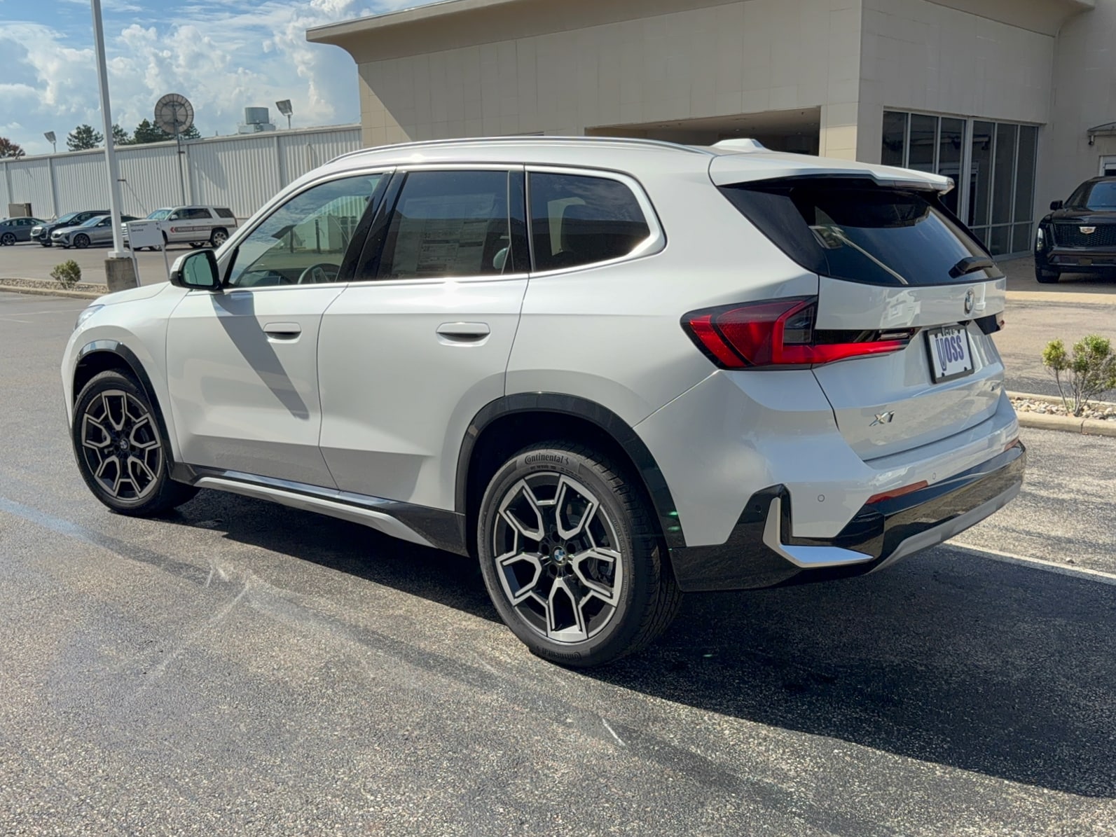 2027 BMW X1 xDrive28i, photo 7 of 12