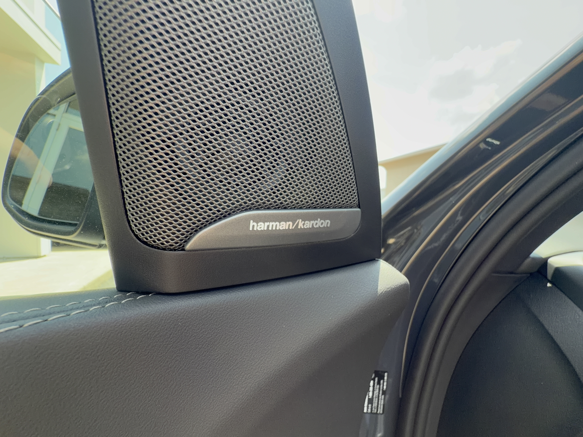 2026 BMW X5 xDrive50e, photo 10 of 12