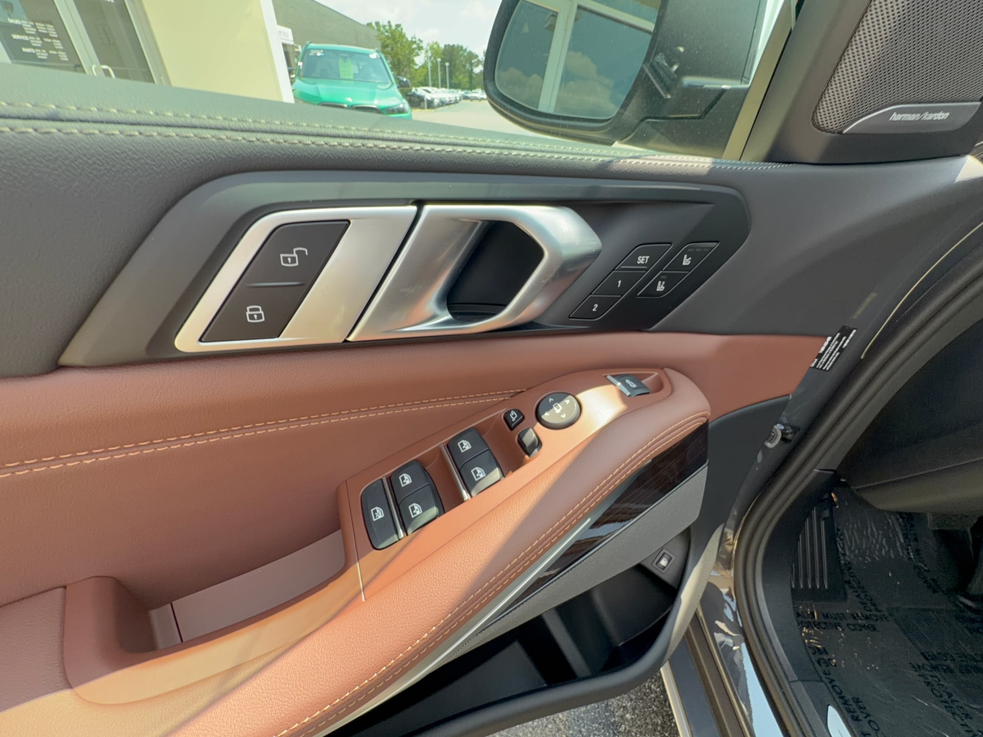 2026 BMW X5 xDrive50e, photo 9 of 12