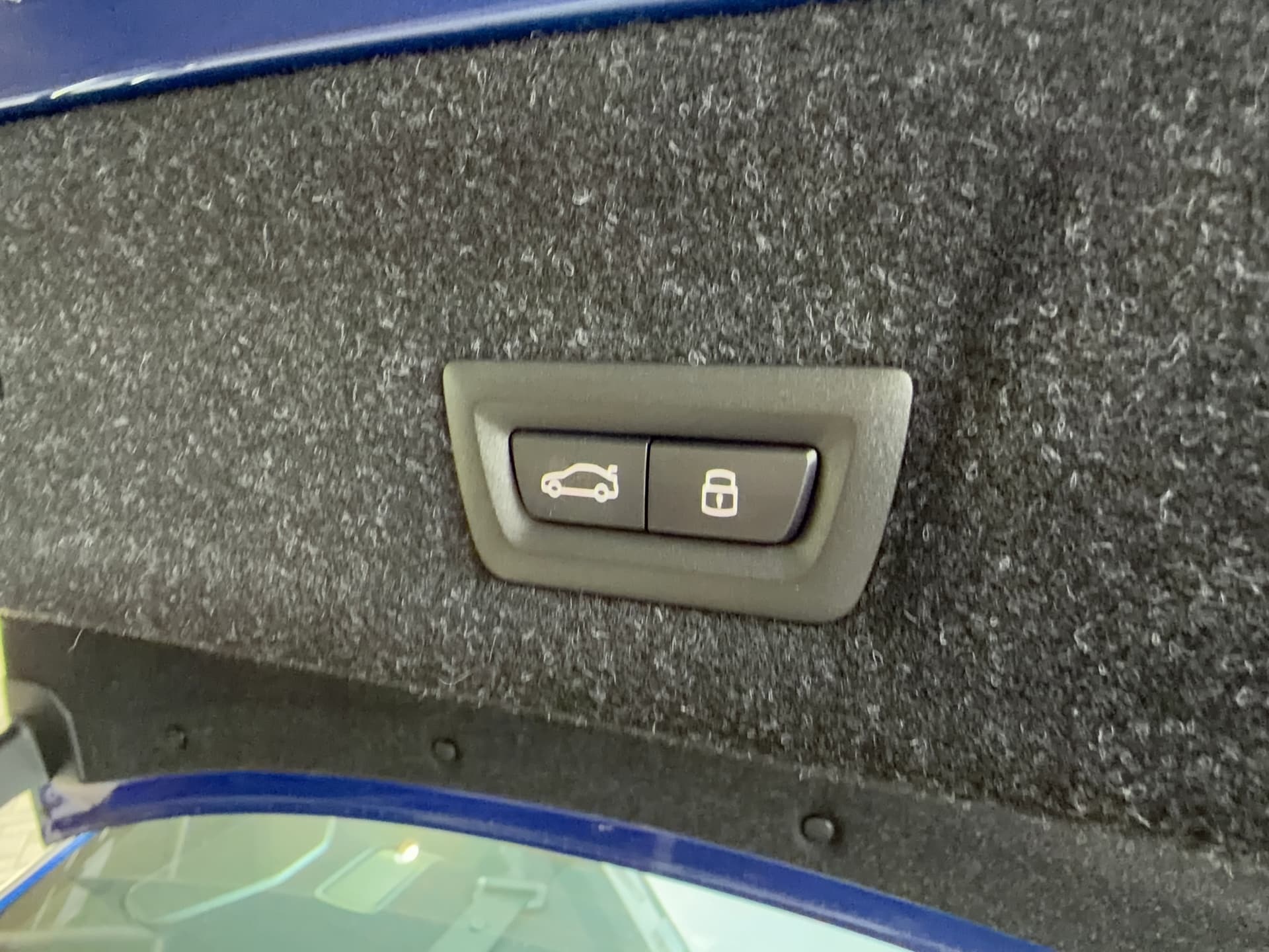2026 BMW 330i NA xDrive xDrive NA, photo 6 of 12