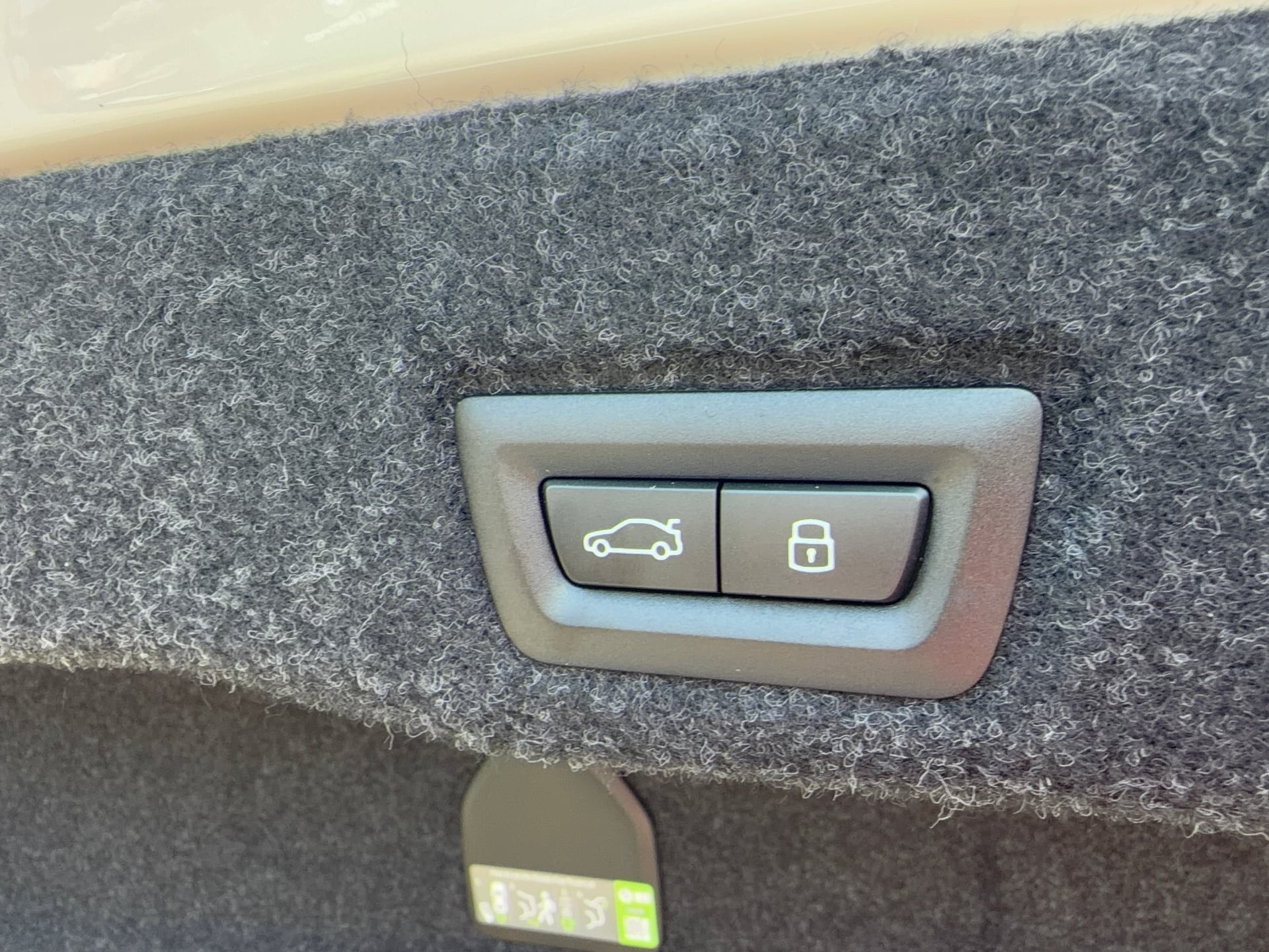 2027 BMW 530i xDrive, photo 6 of 12