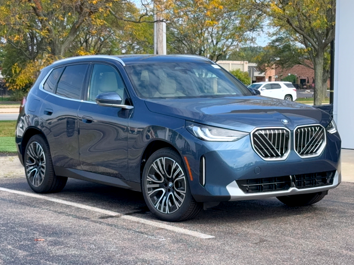 2026 BMW X3 30 xDrive, photo 4 of 12
