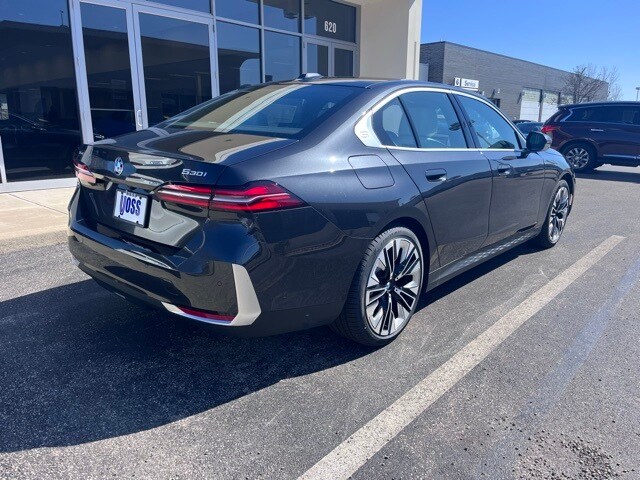 2025 Bmw 530i xDrive photo 3