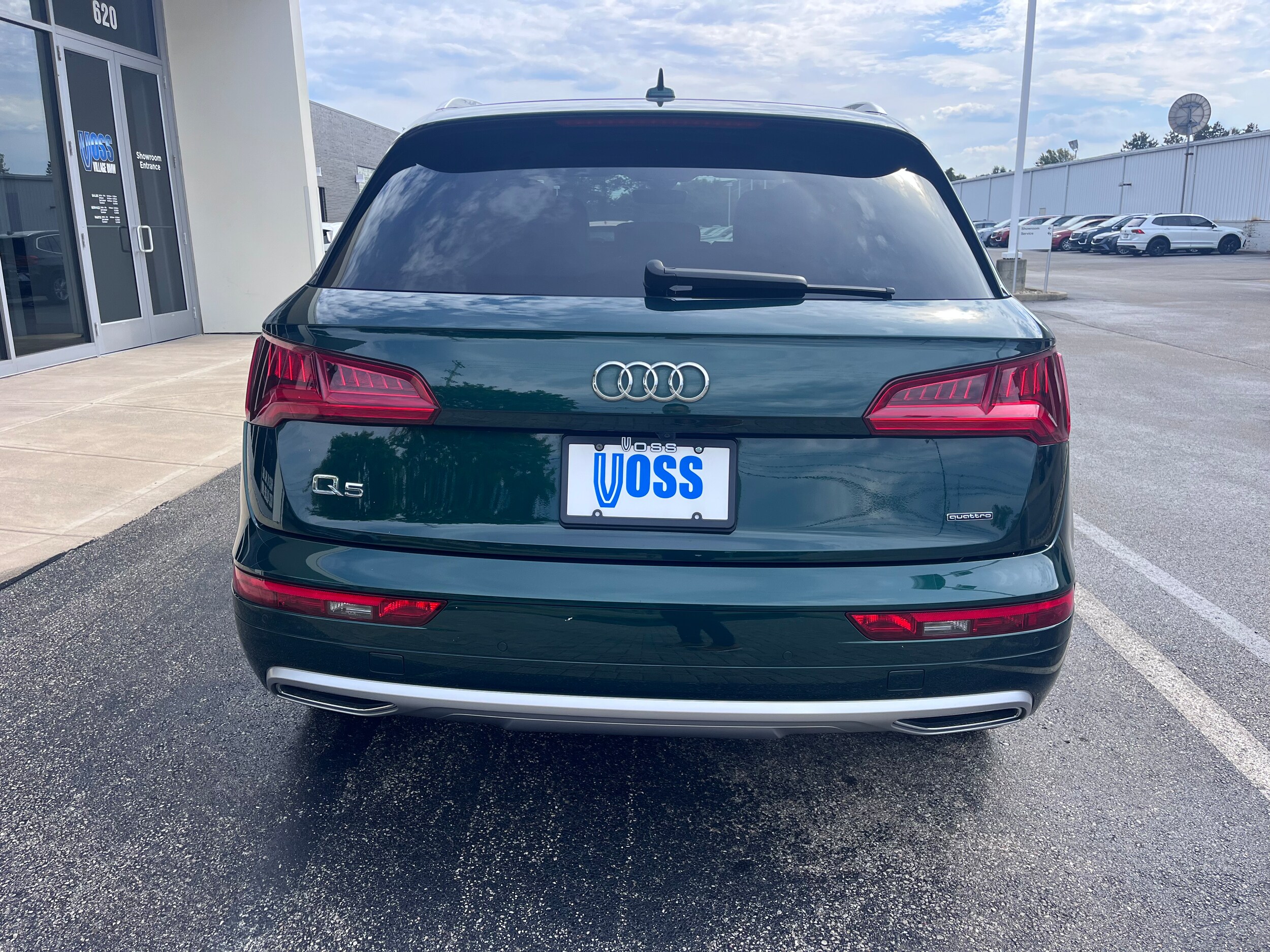 2019 Audi Q5 2.0T Premium Plus photo 2