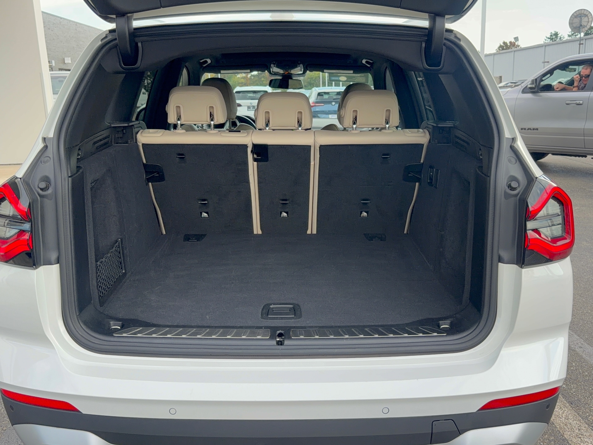 2023 BMW X3 xDrive30i, photo 5 of 12
