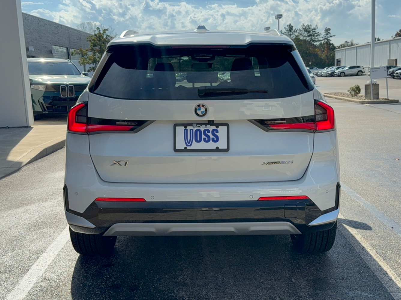 2027 BMW X1 xDrive28i, photo 3 of 12