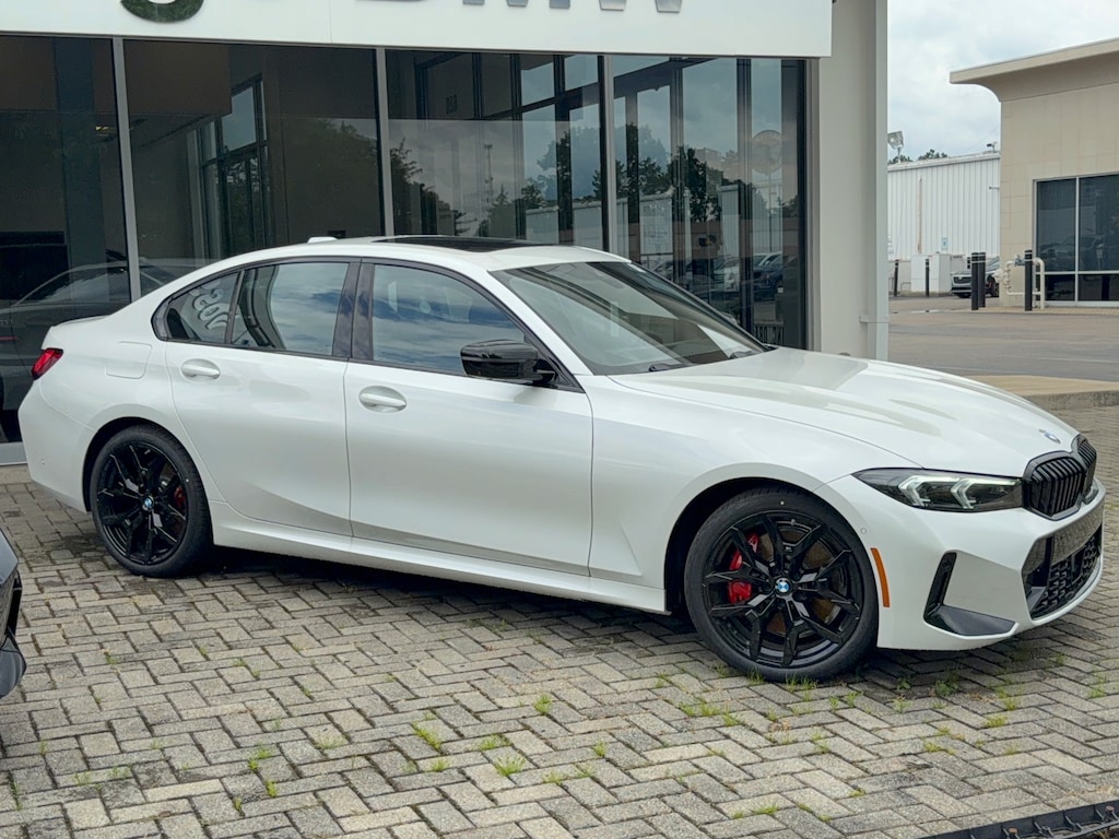 New 2026 BMW 330i xDrive xDrive Sedan