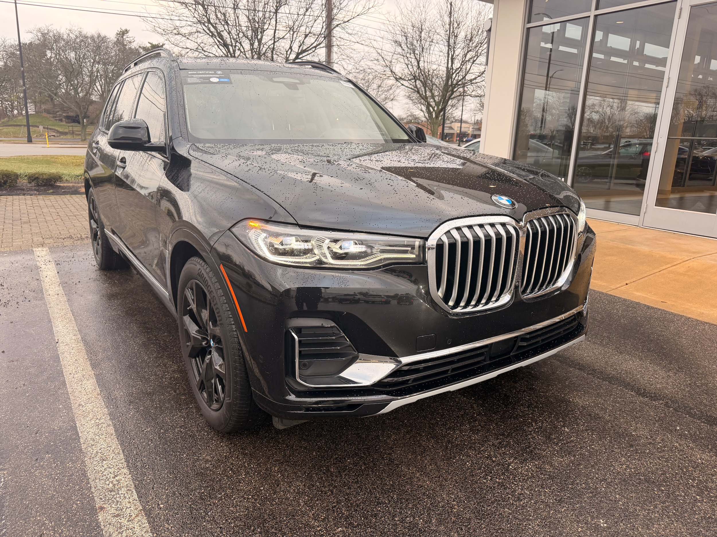 2022 BMW X7 40i's photo