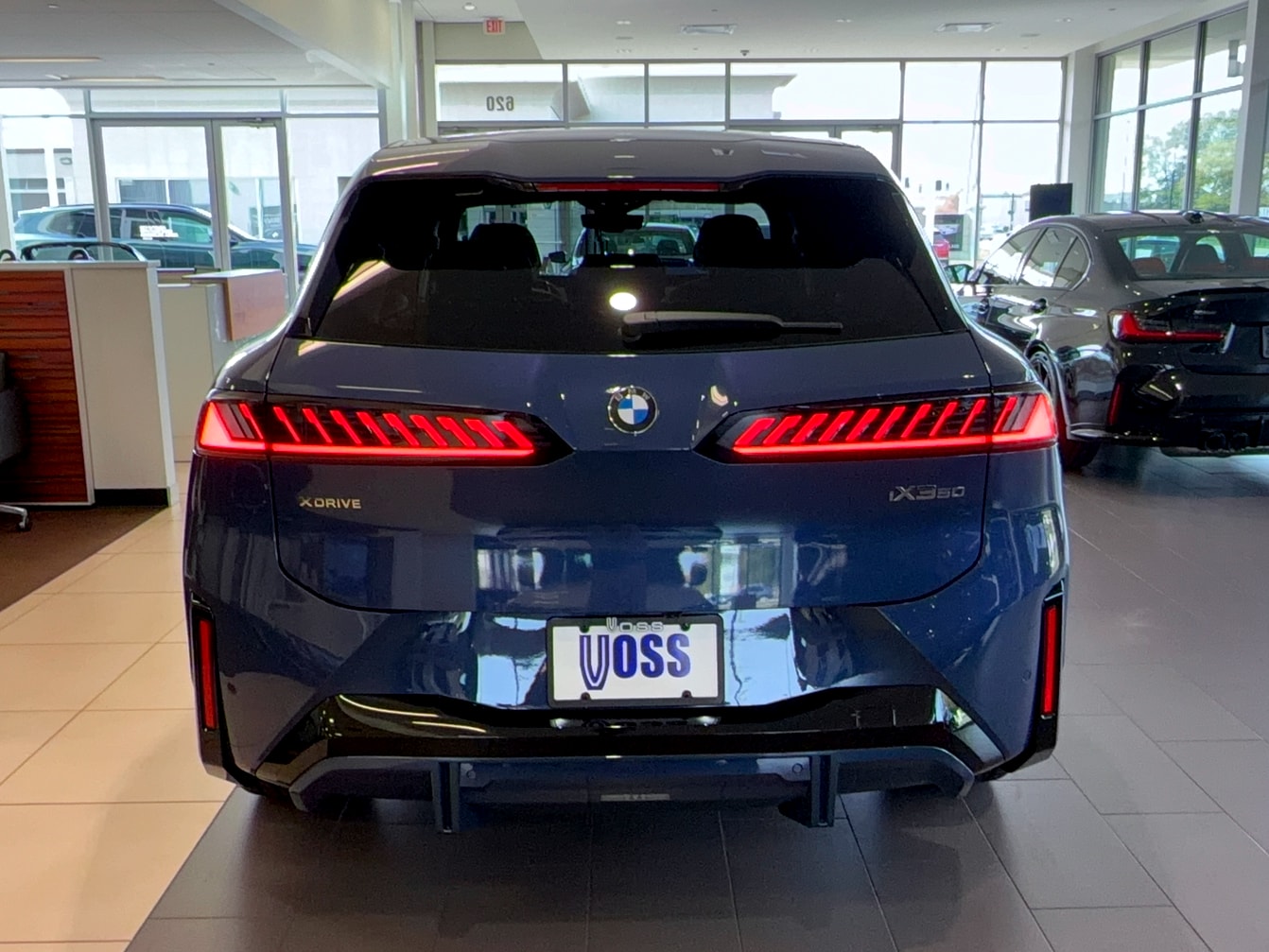 2027 BMW iX3 50 xDrive, photo 5 of 12