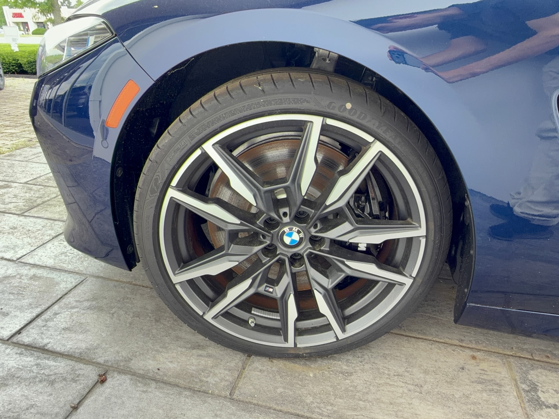 2026 BMW 8 Series M850i - Photo 38
