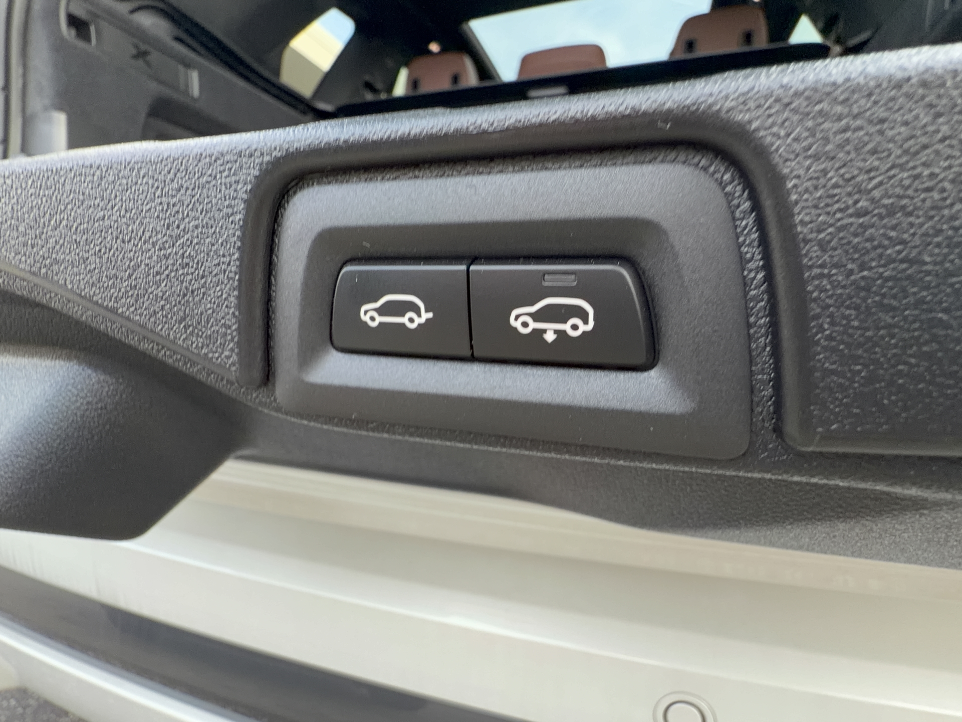 2026 BMW X5 xDrive50e, photo 6 of 12
