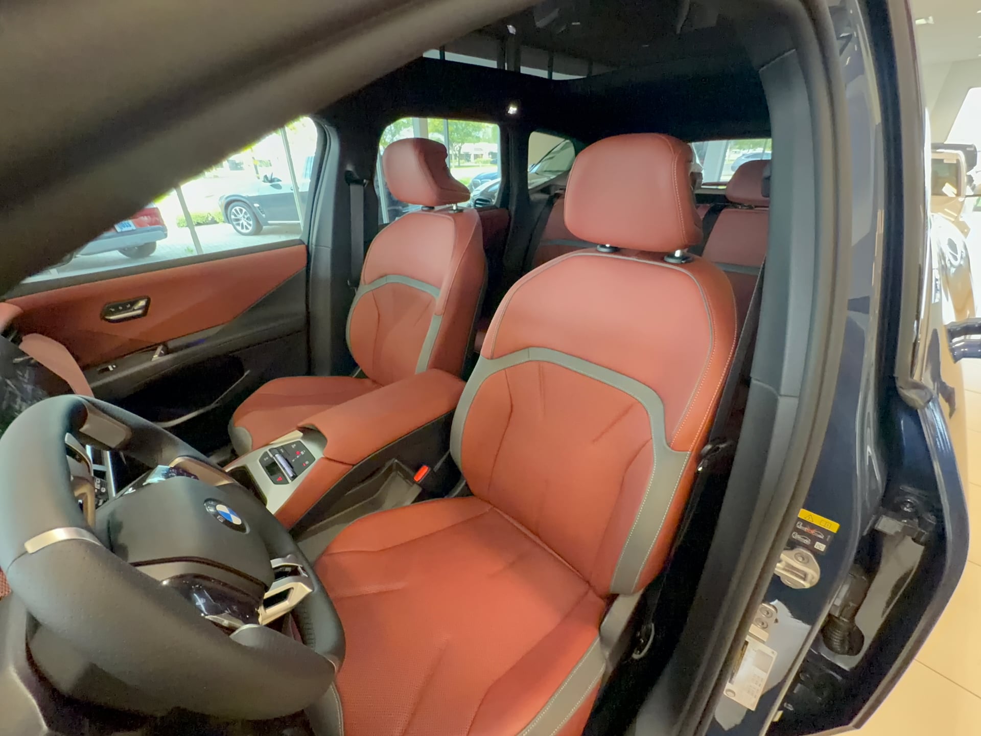 2027 BMW iX3 50 xDrive, photo 12 of 12