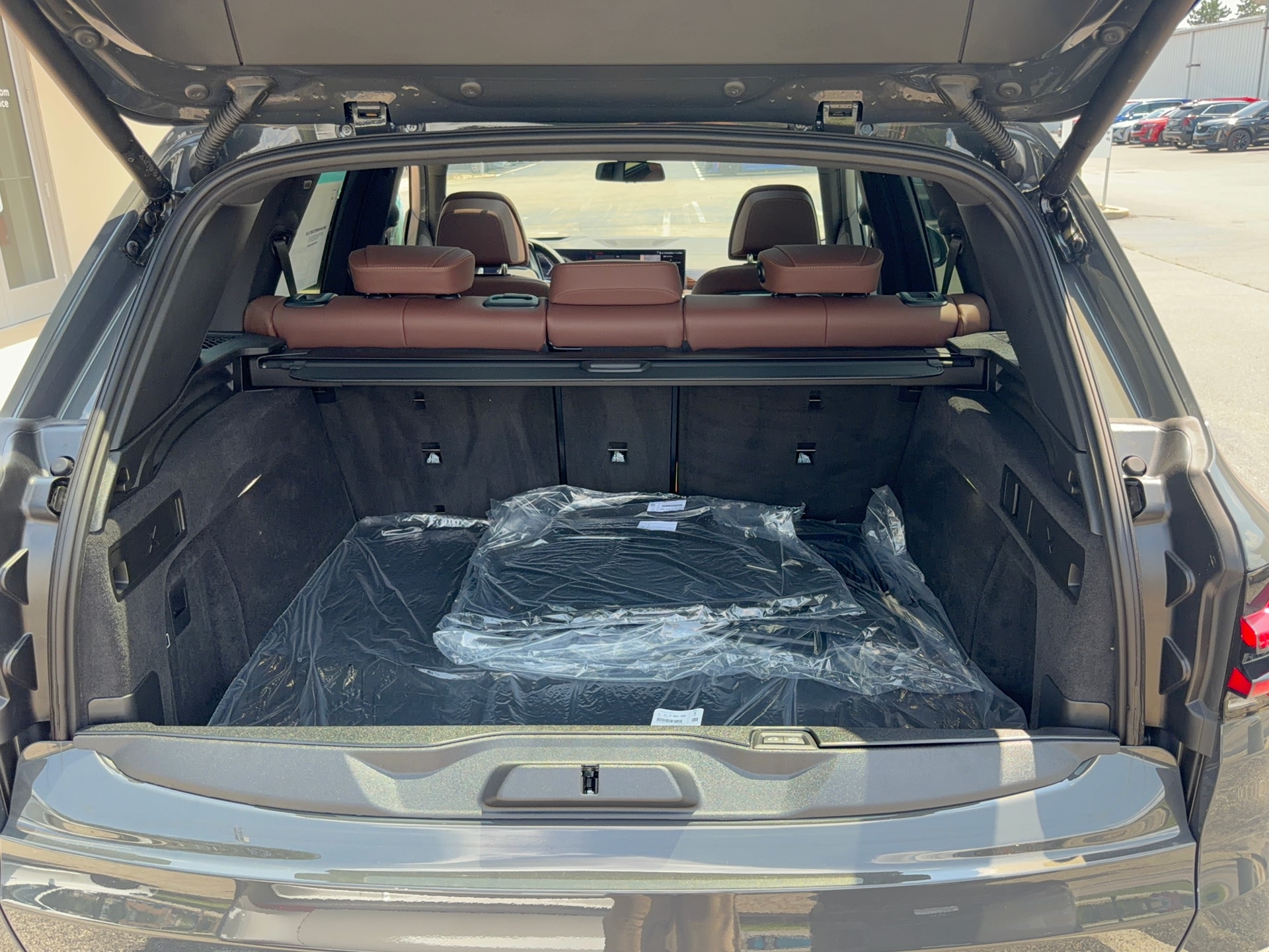 2026 BMW X5 xDrive50e, photo 5 of 12