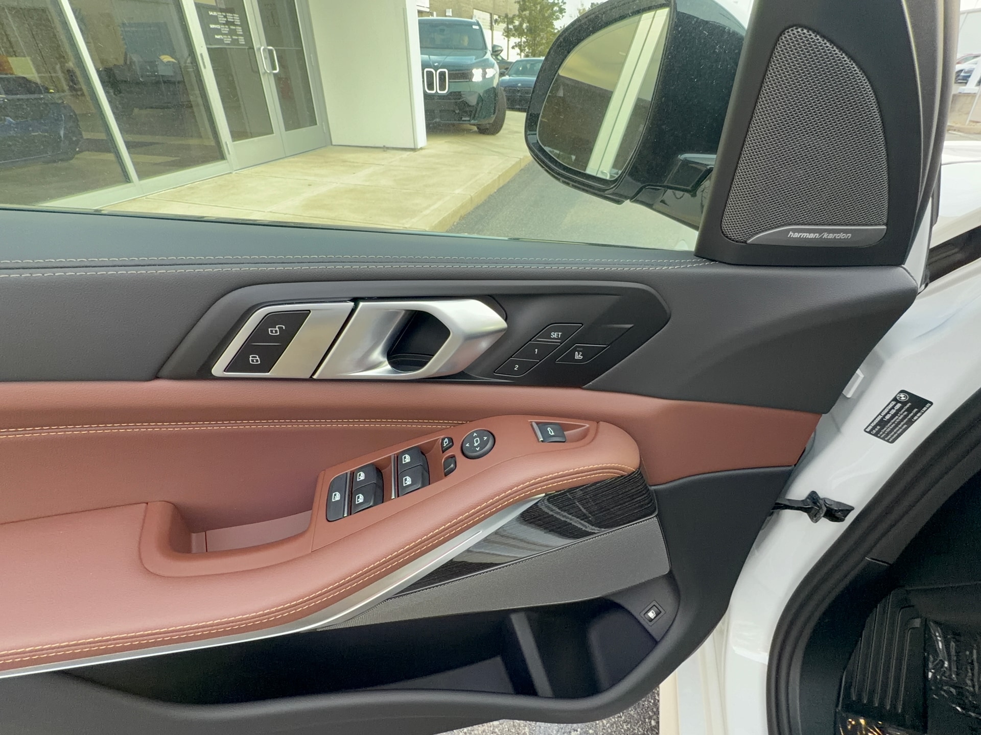 2026 BMW X5 xDrive50e, photo 10 of 12