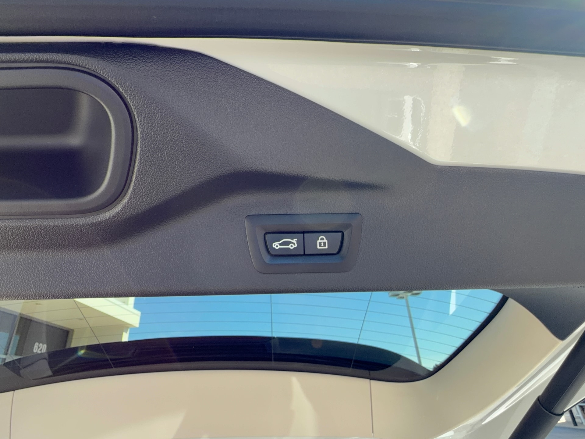 2023 BMW X7 xDrive40i, photo 7 of 12