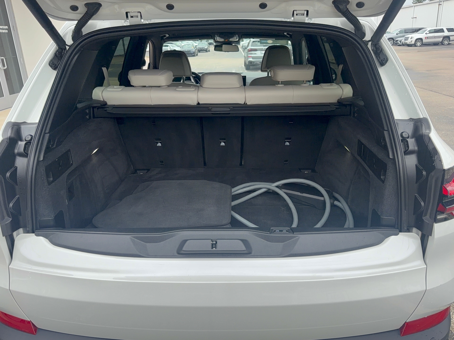 2024 BMW X5 xDrive50e, photo 5 of 12