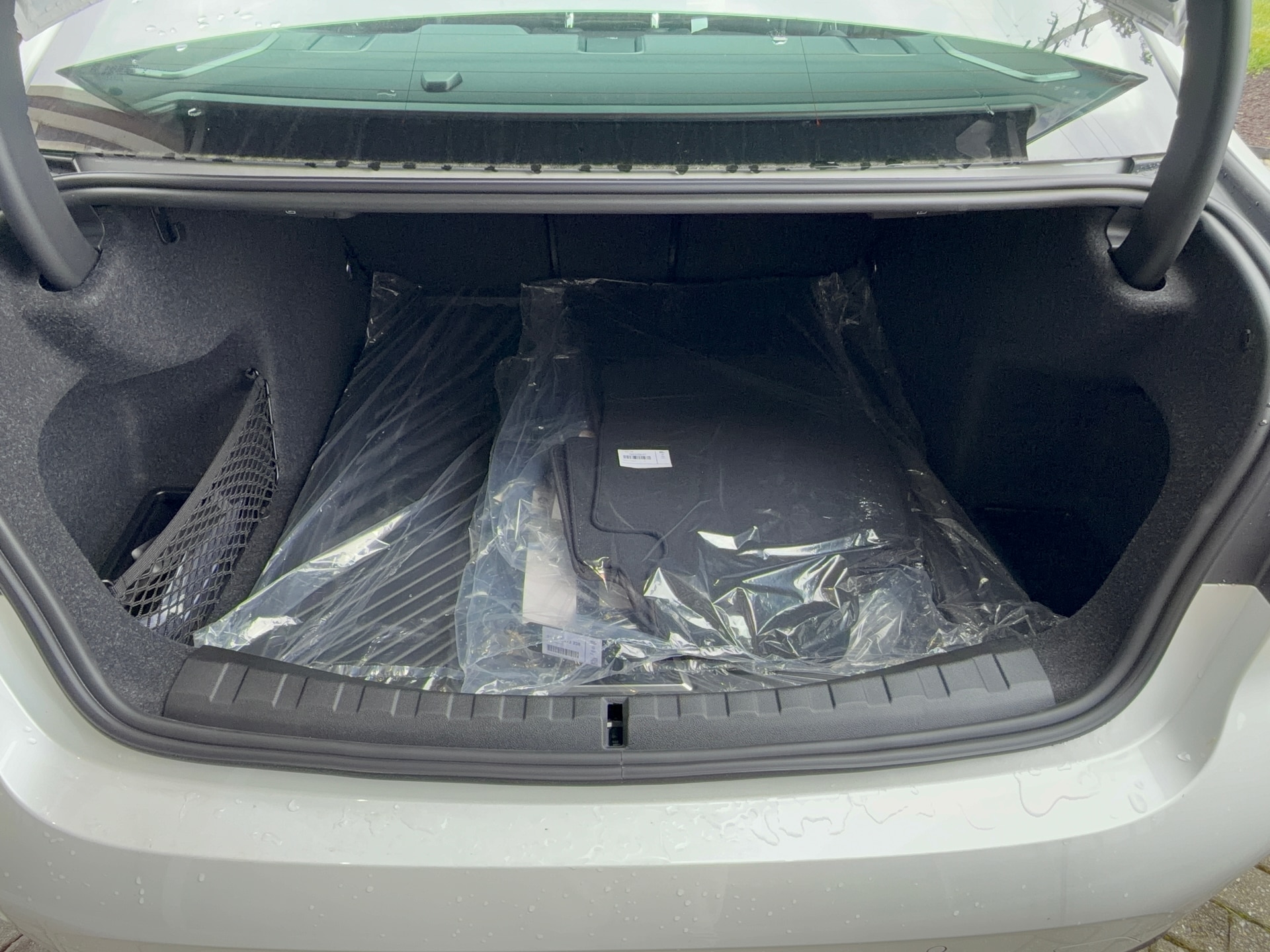 2026 BMW 330i xDrive, photo 5 of 12