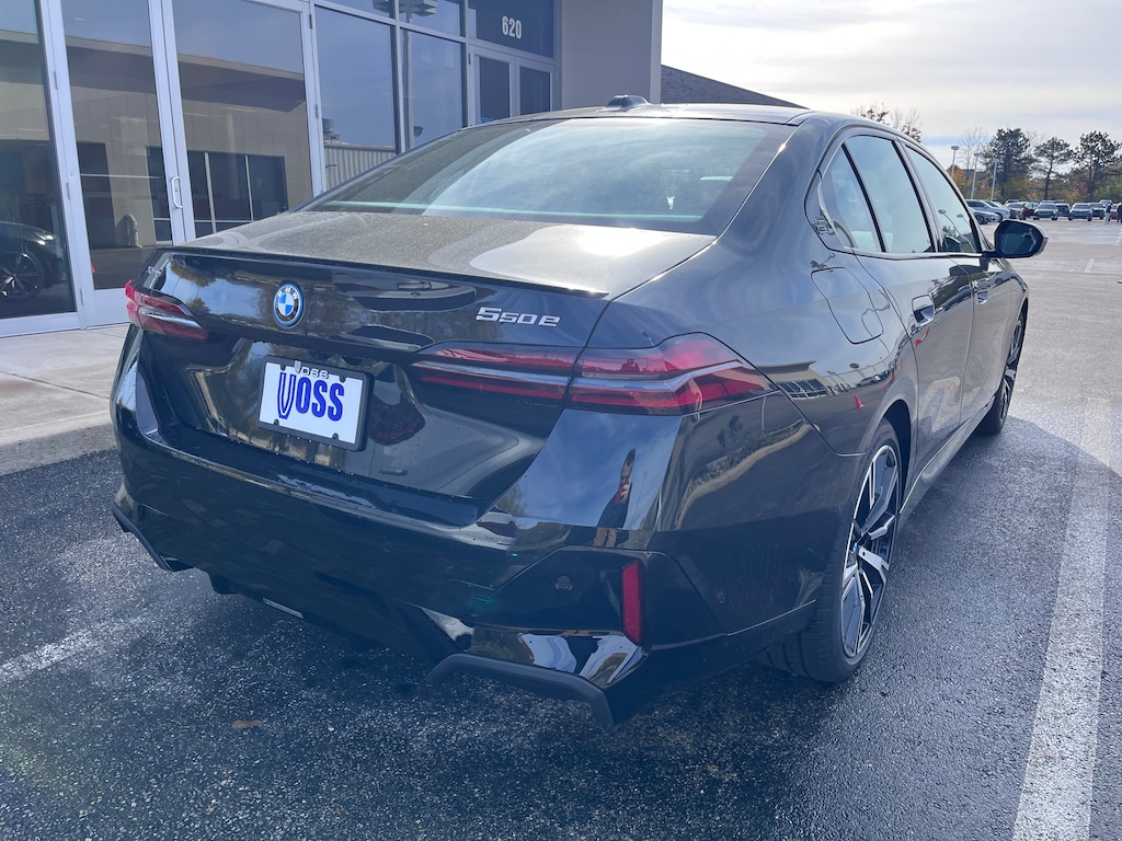 New 2026 BMW 550e xDrive 550e xDrive