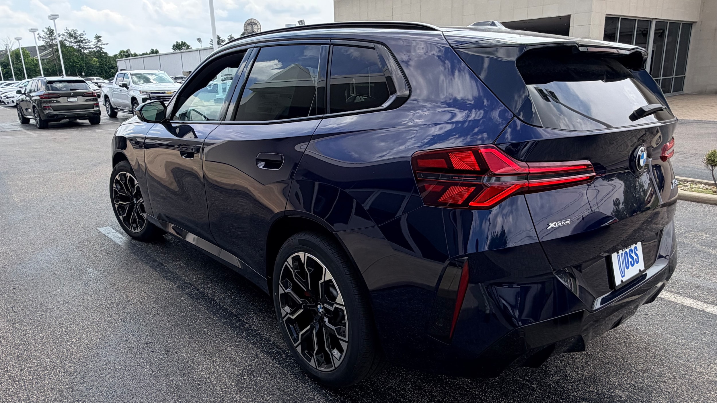 2026 BMW X3 30 xDrive, photo 6 of 12
