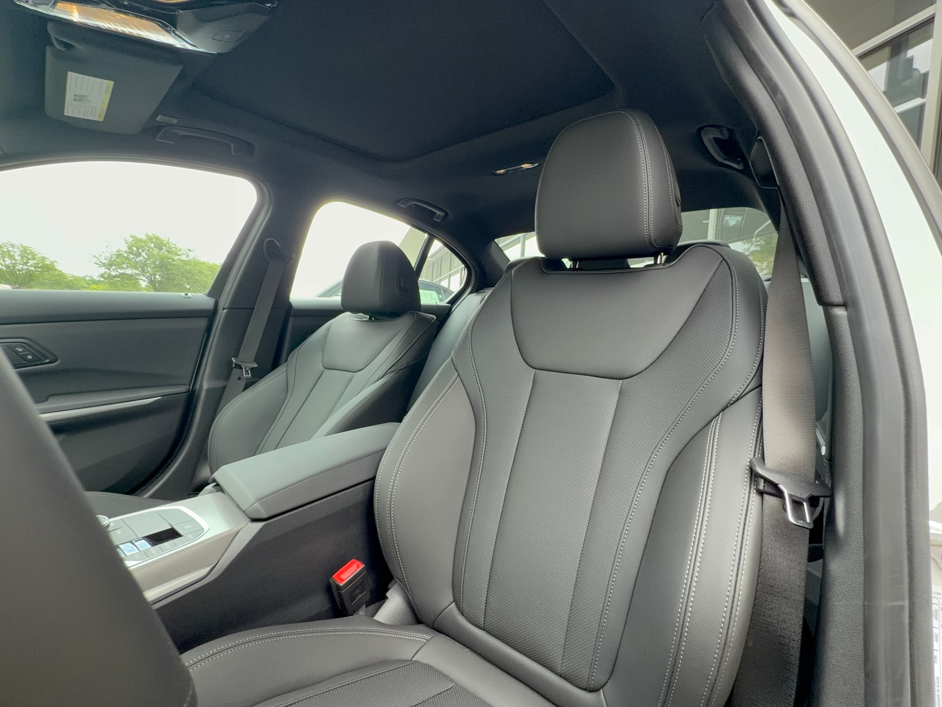 2026 BMW 330i xDrive, photo 10 of 12