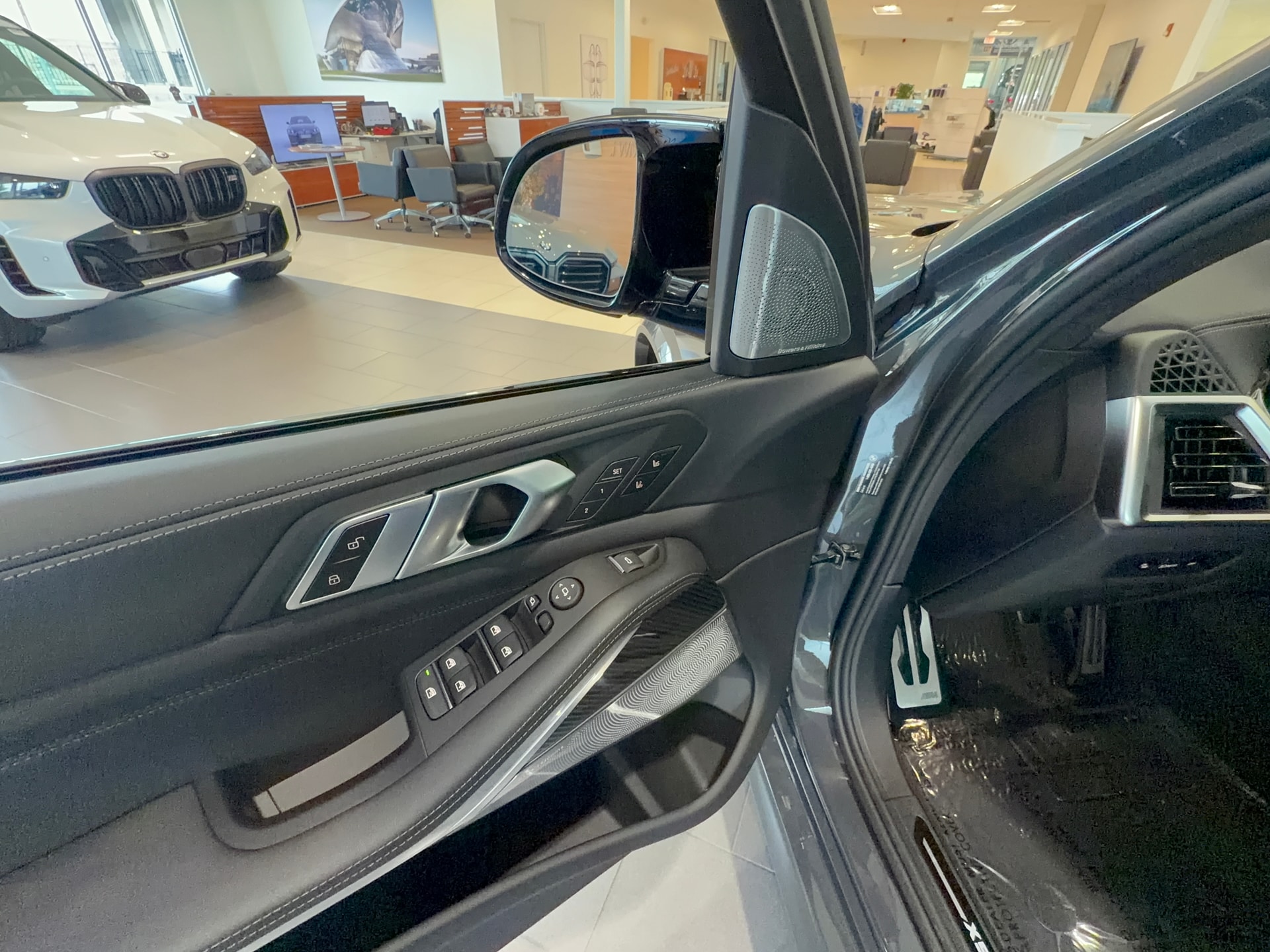 2026 BMW X5 M X5 M - Photo 8
