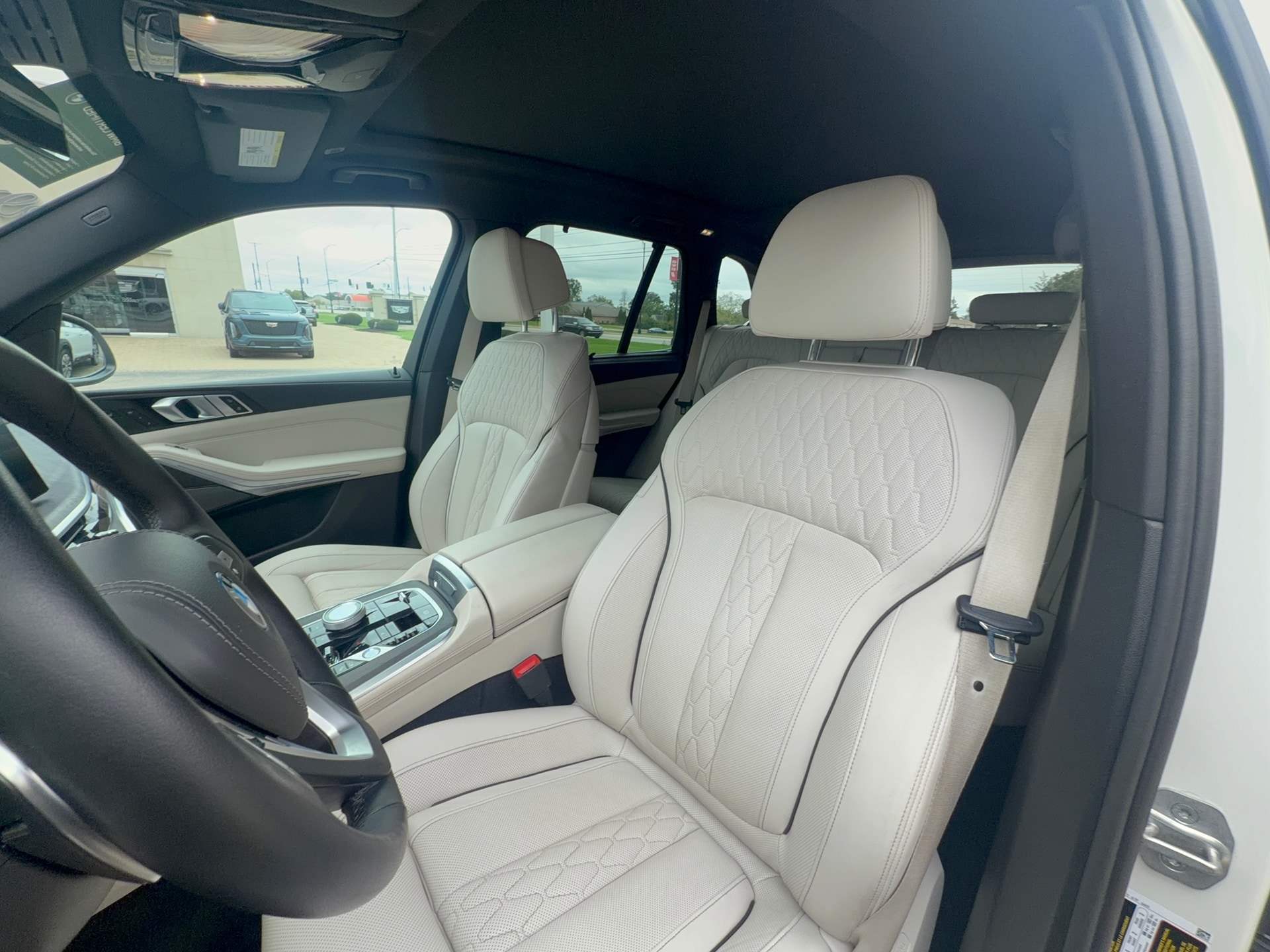 2024 BMW X5 xDrive50e, photo 11 of 12