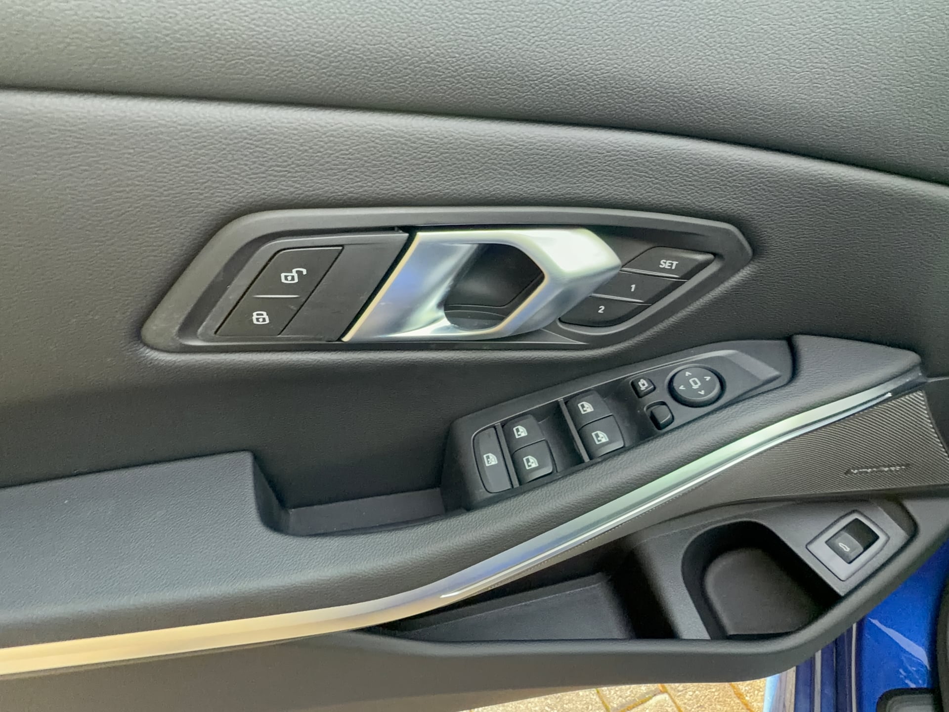 2026 BMW 330i NA xDrive xDrive NA, photo 9 of 12