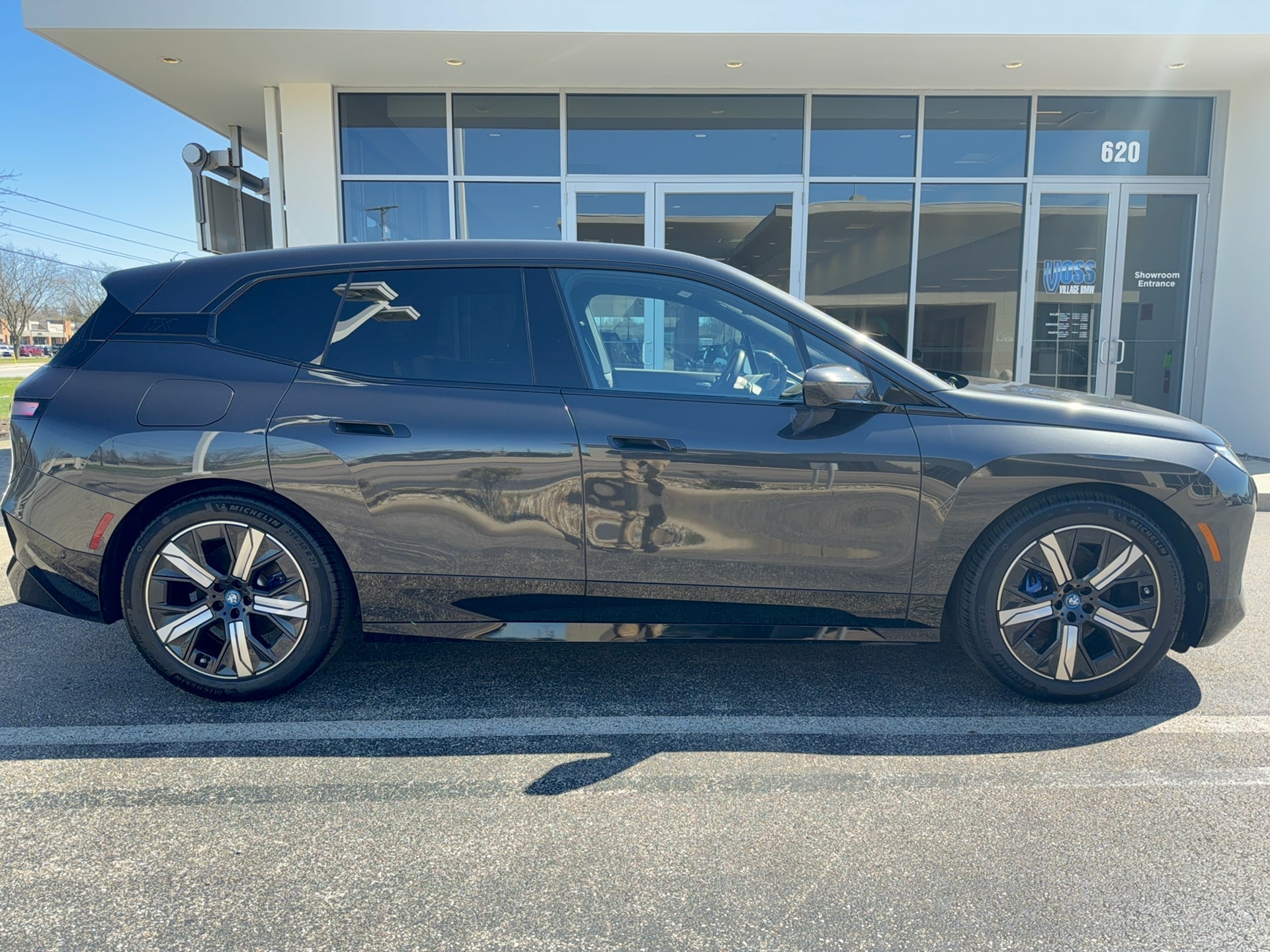 Certified 2022 BMW iX Base with VIN WB523CF04NCK24835 for sale in Dayton, OH