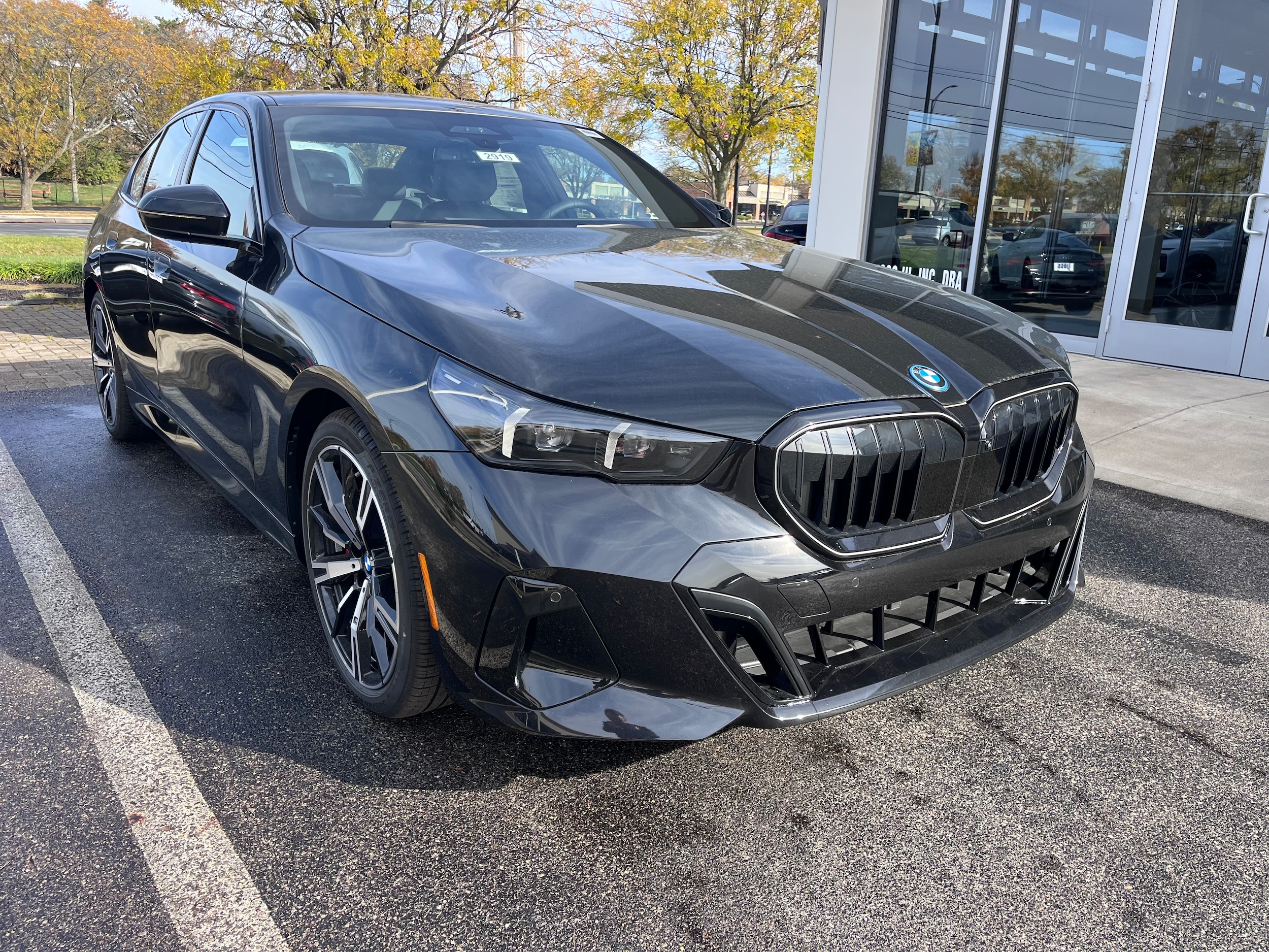 2026 BMW 5 Series 550e's photo