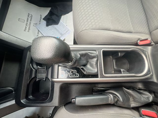 2021 Toyota Tacoma SR5 - Photo 24