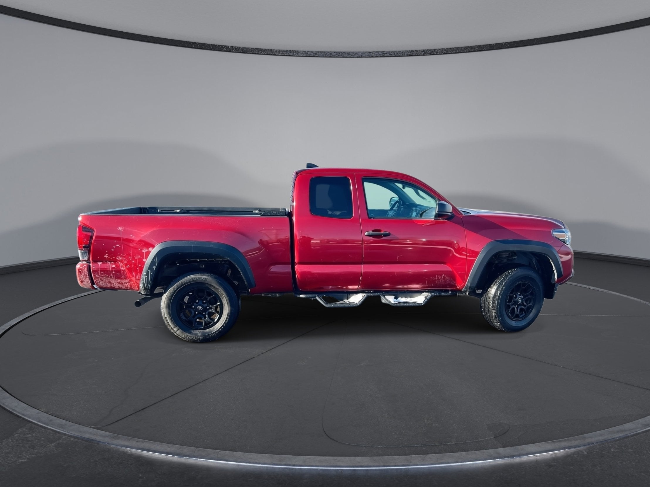 2019 Toyota Tacoma SR's photo