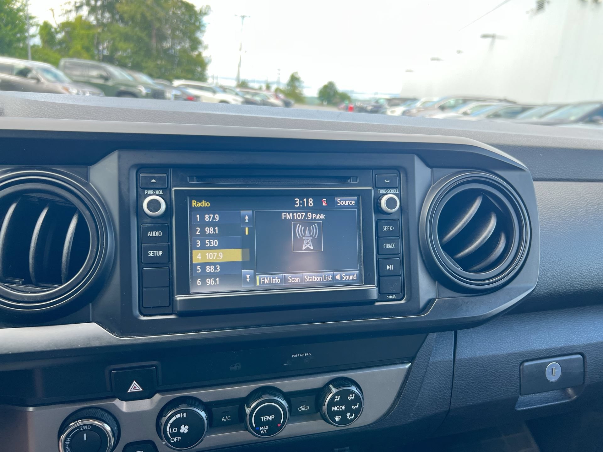 2019 Toyota Tacoma SR - Photo 15