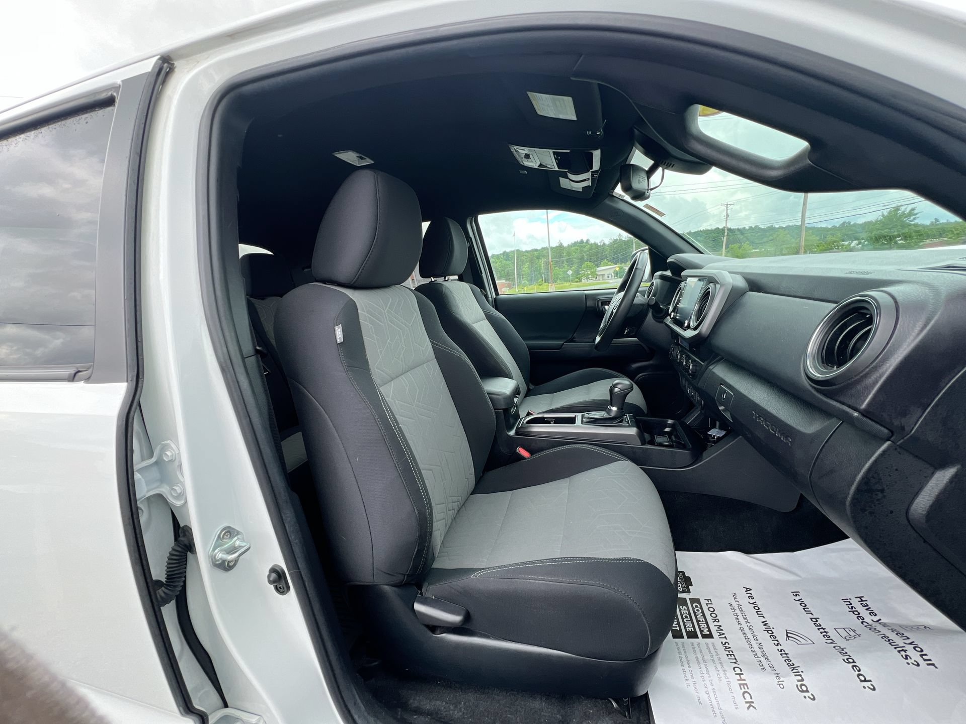 2021 Toyota Tacoma SR5 - Photo 15