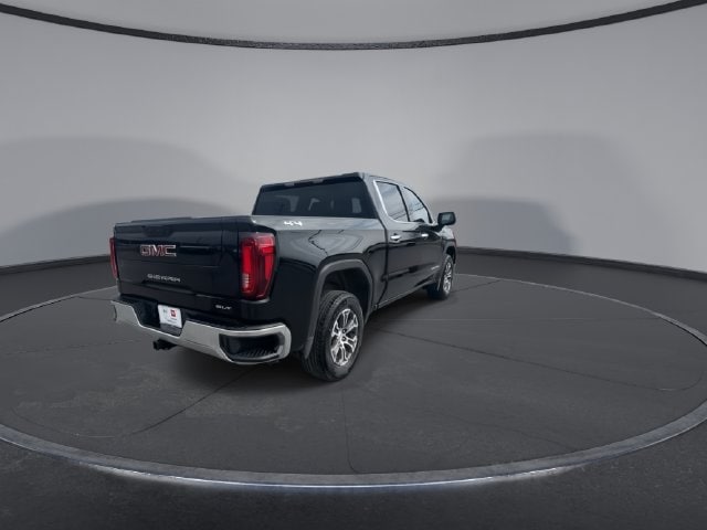 2026 GMC Sierra 1500 SLT - Photo 12