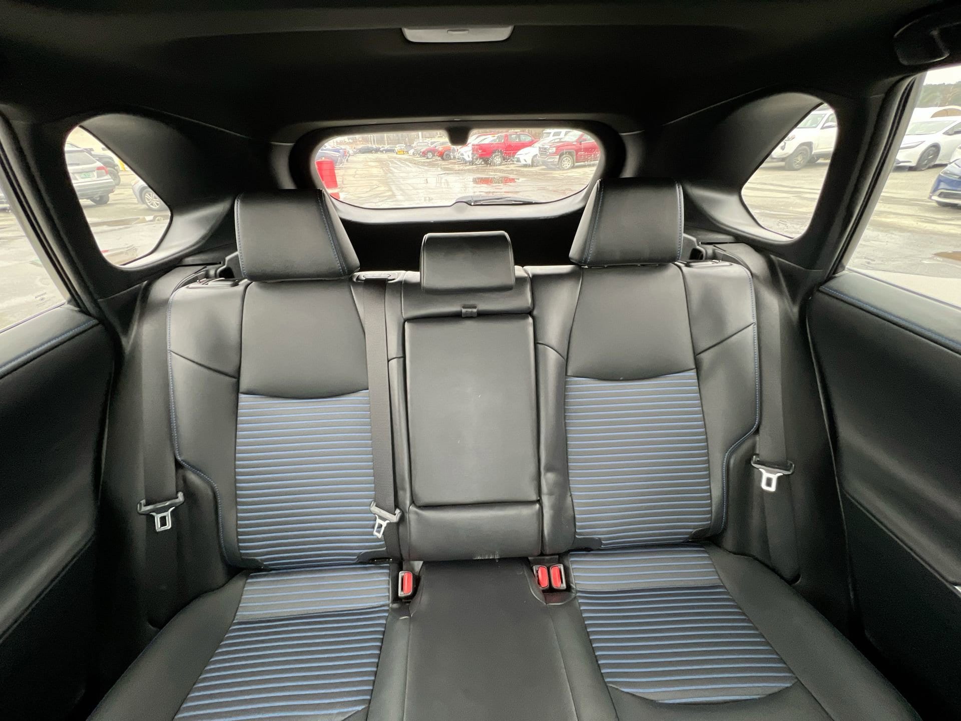 2024 Toyota RAV4 XSE - Photo 18