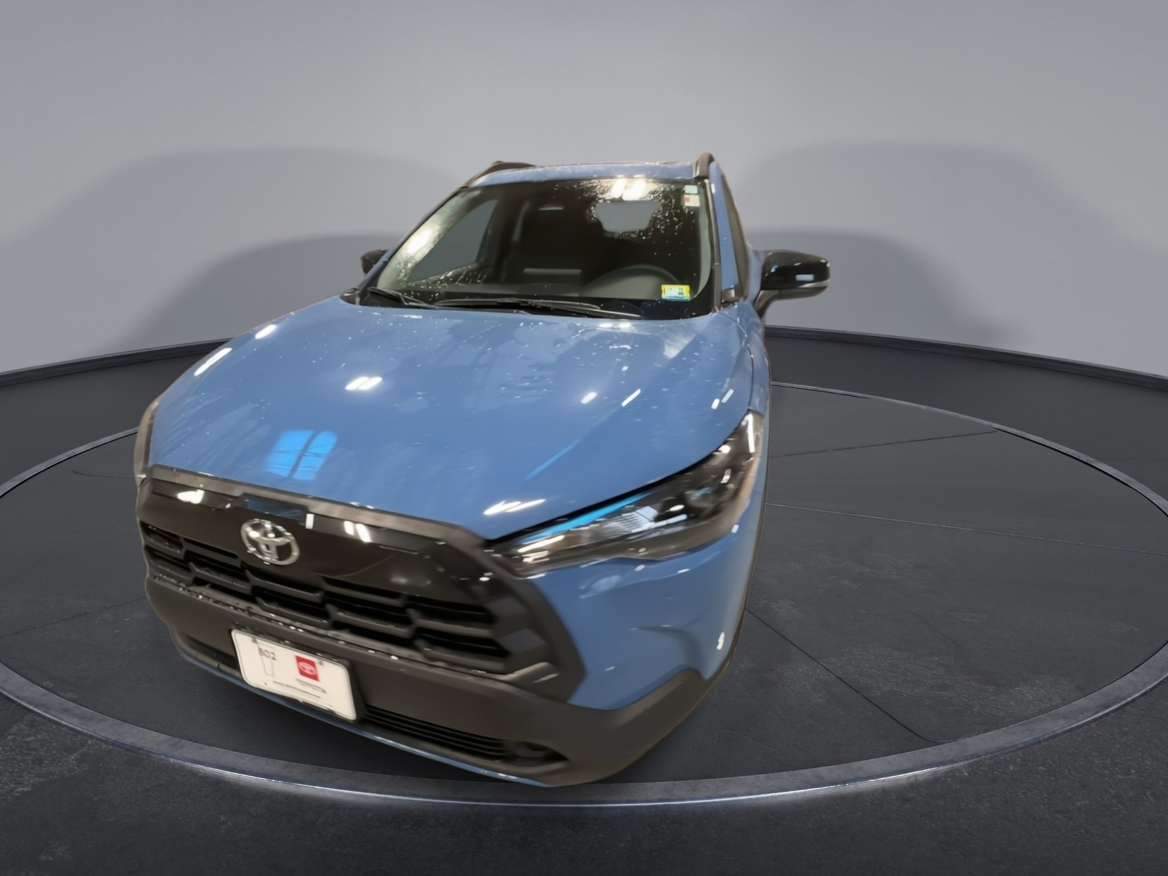 2026 Toyota Corolla Cross LE photo 3