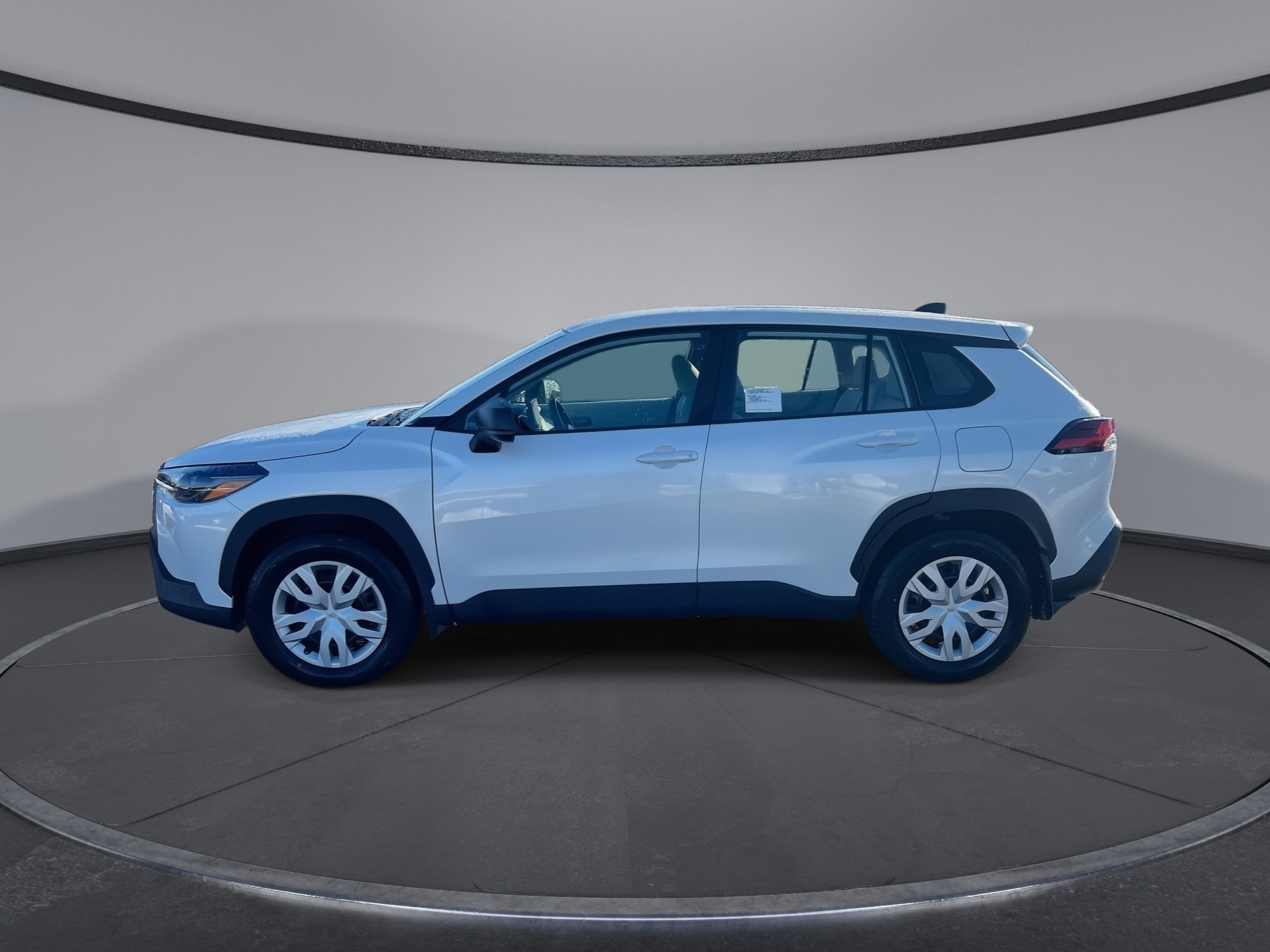 2026 Toyota Corolla Cross L's photo