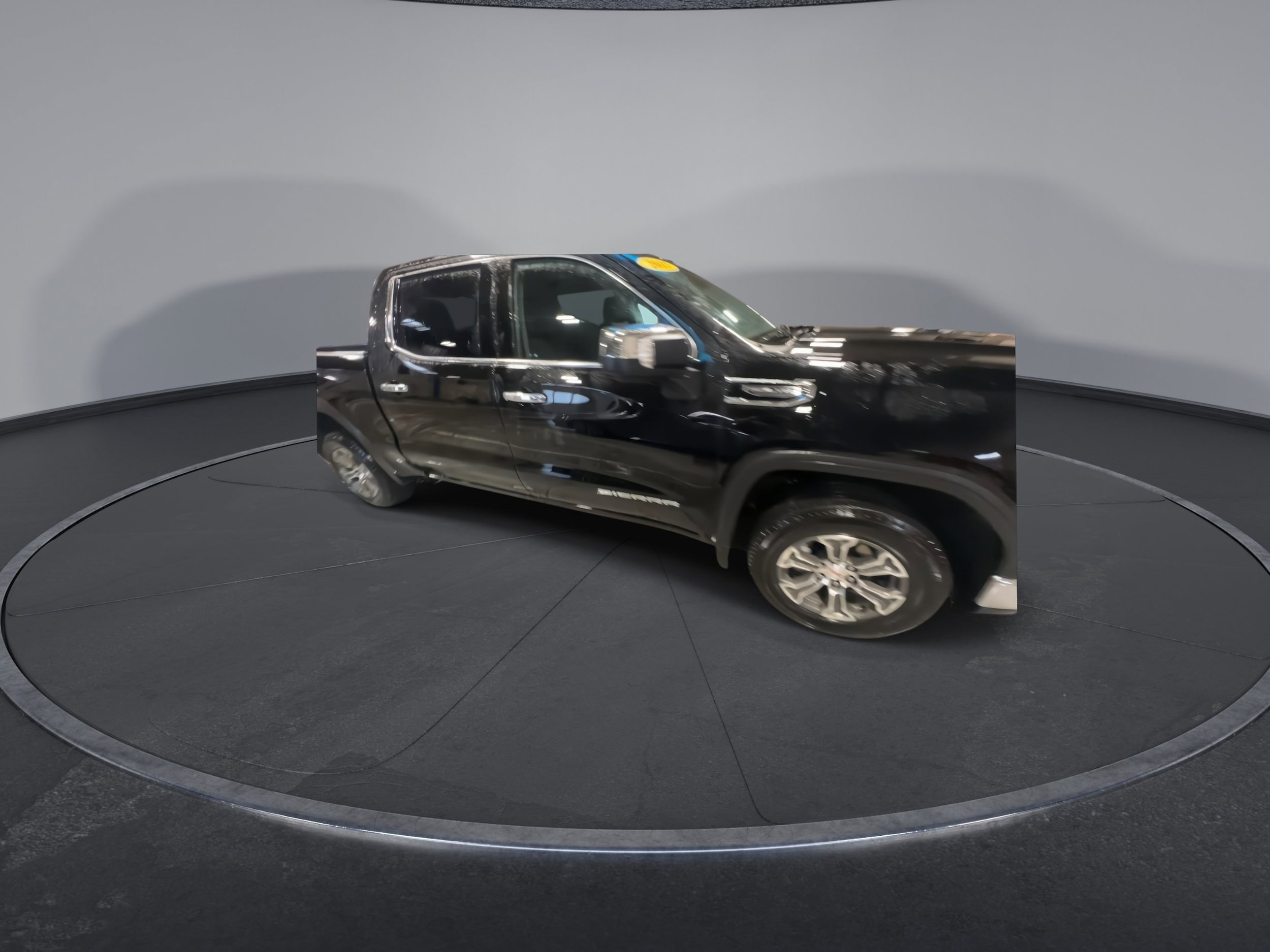 2025 GMC Sierra 1500 SLT's photo