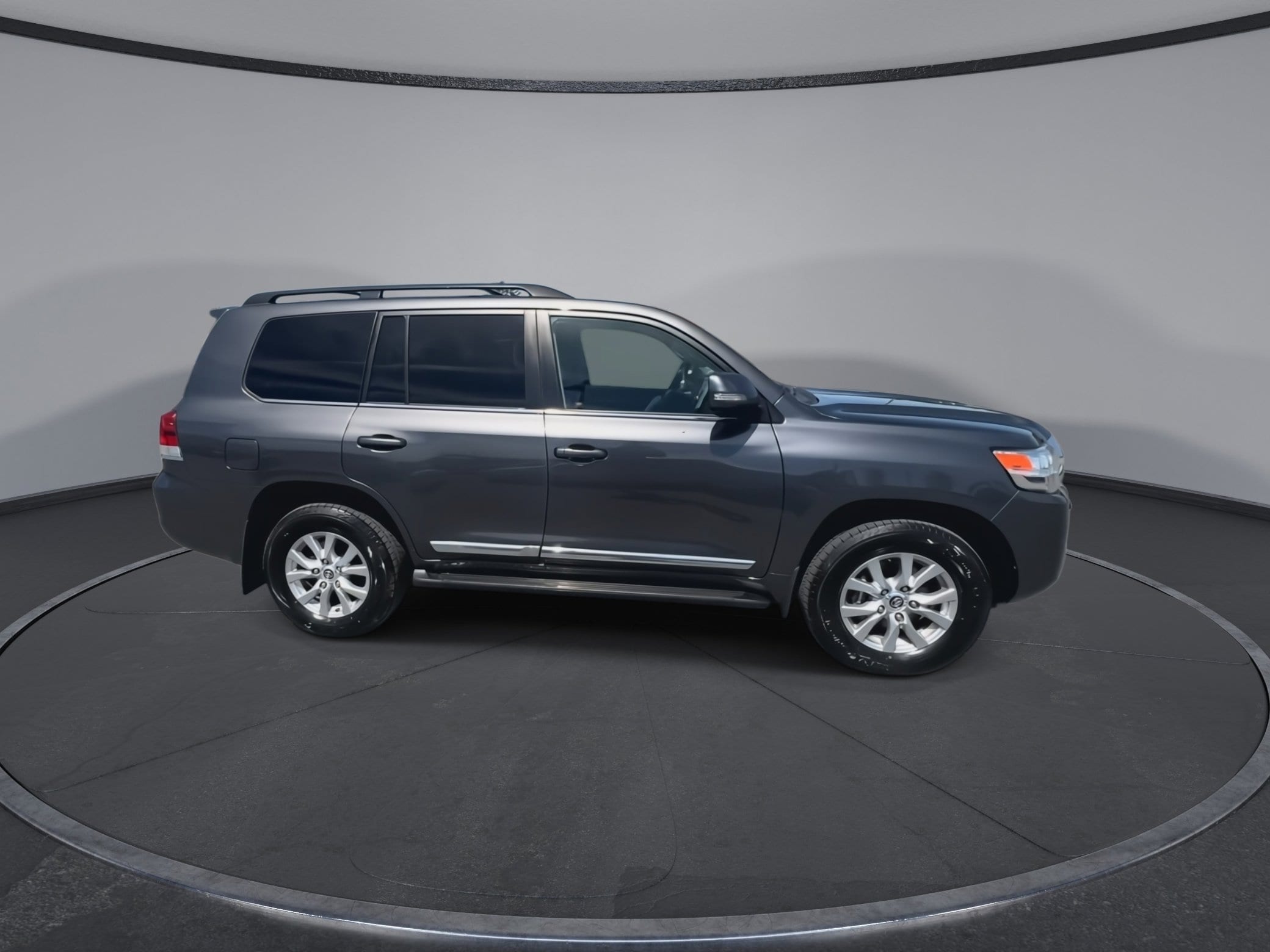 2017 Toyota Land Cruiser Base - Photo 12