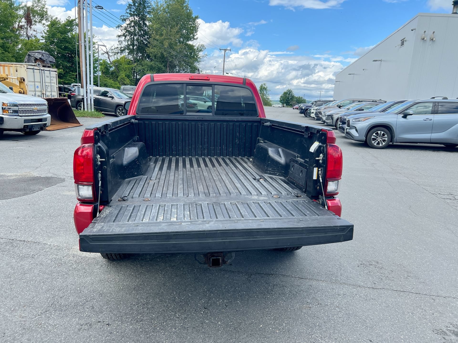 2019 Toyota Tacoma SR - Photo 18