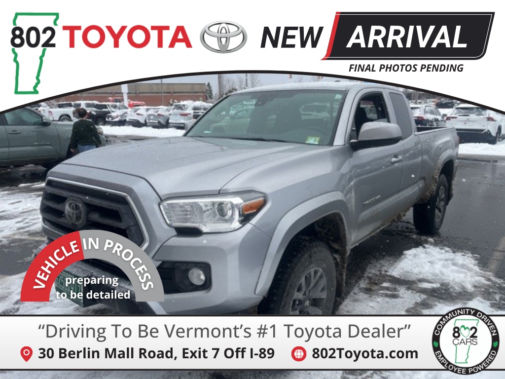2021 Toyota Tacoma SR5's photo