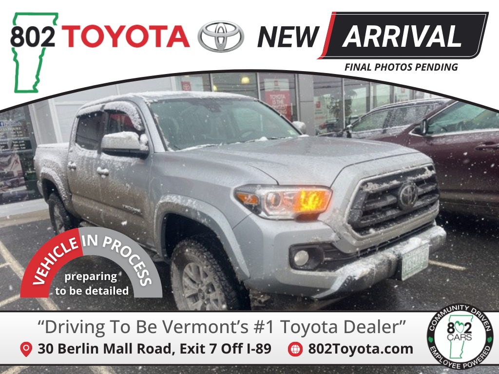 2023 Toyota Tacoma SR5's photo