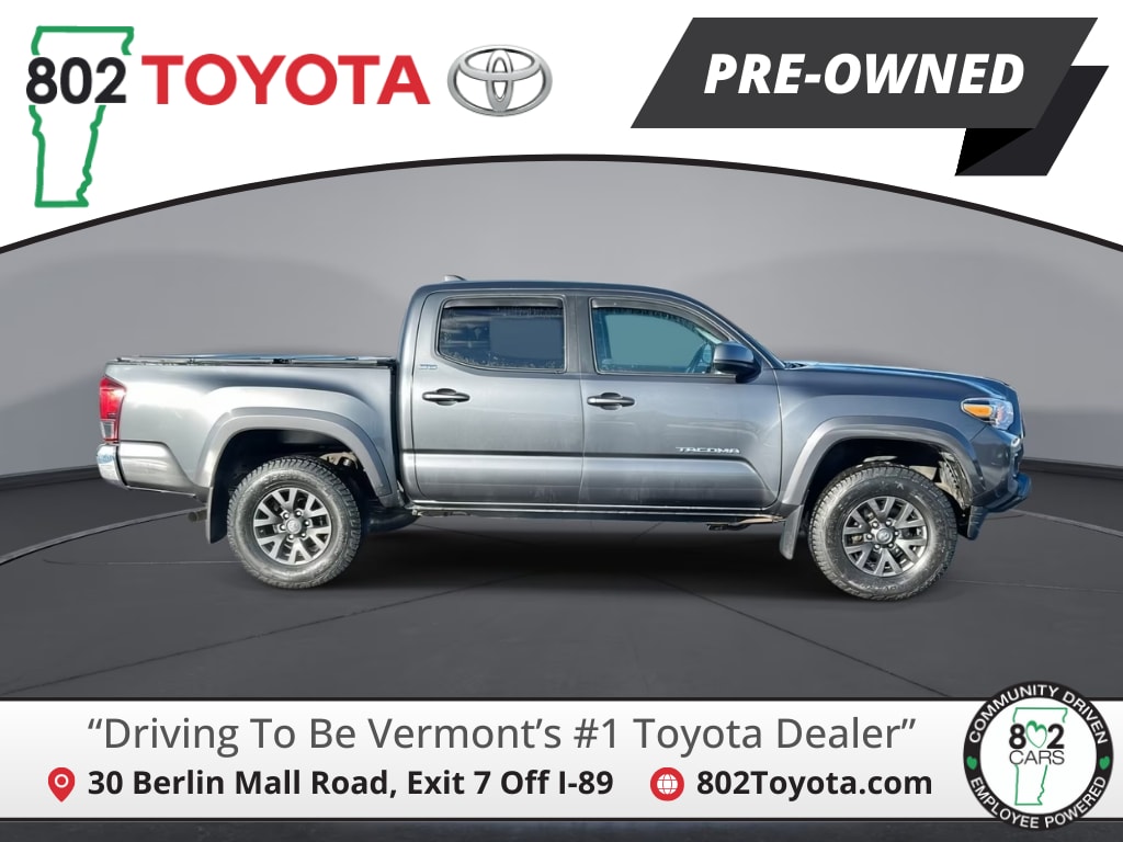 2021 Toyota Tacoma SR5's photo