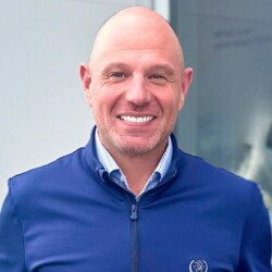 Staff member Steve Kelson  from ID_23a719