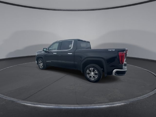 2026 GMC Sierra 1500 SLT - Photo 9
