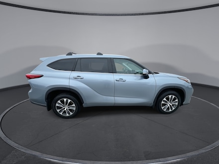 2023 Toyota Highlander SUV